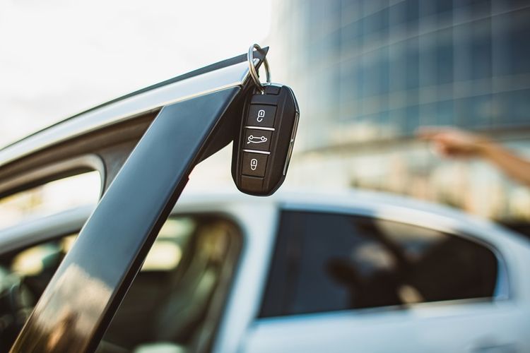 mobil baru, mobil, debt collector, Jusri Pulubuhu, Mobil Dicegat Orang atau Debt Collector, Ini yang Mesti Dilakukan