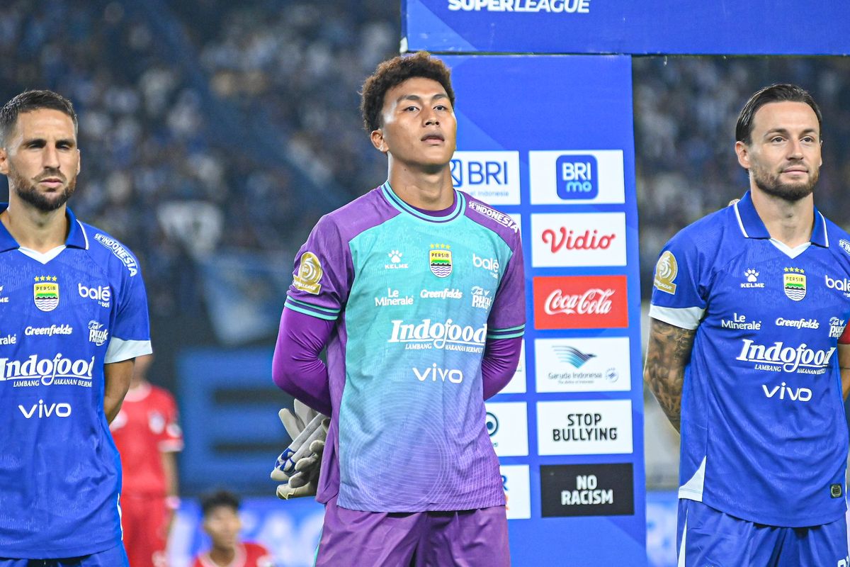 Bojan Hodak, Fitrah Maulana, Super League 2025-2026, Persib, Arema FC, Alasan Hodak Pasang Kiper 19 Tahun di Laga Persib Vs Arema FC