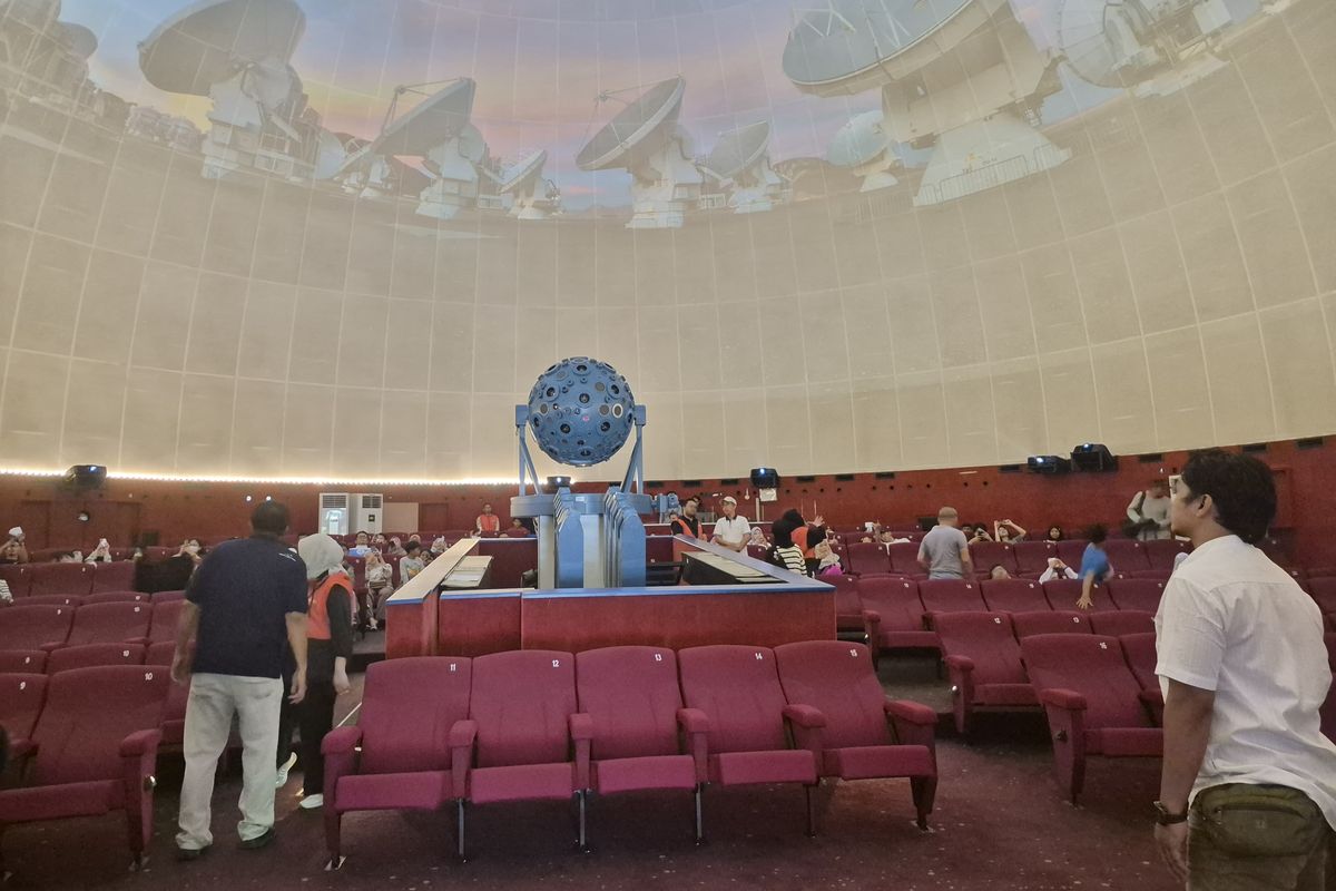 Jangan Sampai Kehabisan Slot, Ini Tips War Tiket Online Planetarium Jakarta, Tips membeli tiket online Planetarium Jakarta, Cara membeli tiket masuk Planetarium Jakarta secara online, Cara beli tiket Planetarium on the spot, Jam operasional Planetarium Jakarta