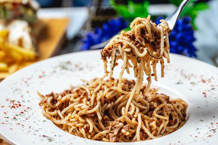 bekal anak sekolah, resep bekal anak sekolah, menu bekal anak sekolah, Menu bekal anak sekolah, ide bekal anak sekolah, bekal anak sekolah simpel, resep bekal simpel, 6 Ide Resep Bekal Anak Sekolah Simpel dan Cepat Dibuat, Bikin Lahap!, Sandwich omelet, Chicken katsu, Nasi goreng udang telur, Bola-bola nasi, Pepes tahu sayuran, Spaghetti goreng