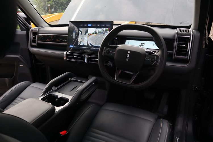 Chery, Chery J6, mobil listrik, SUV listrik, Penjualan Chery J6 Tembus 5.555 Unit, Varian AWD Jadi Primadona
