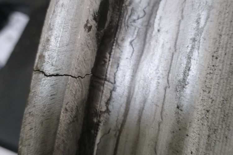 pelek, perbaikan, mobil, Pelek Cuil Bisa Diperbaiki, Kenali Proses Tambah Daging