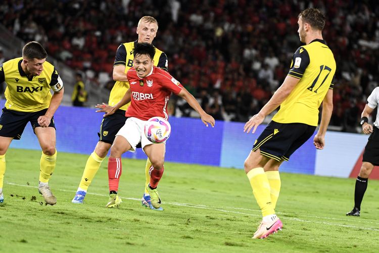Oxford United, Piala Presiden 2025, Liga Indonesia All Star, Berita Foto, Oxford United Vs Indonesia All Star, hasil oxford united vs liga indonesia all star, hasil Piala Presiden 2025, BERITA FOTO Piala Presiden 2025: Oxford United dan Hujan 9 Gol di GBK