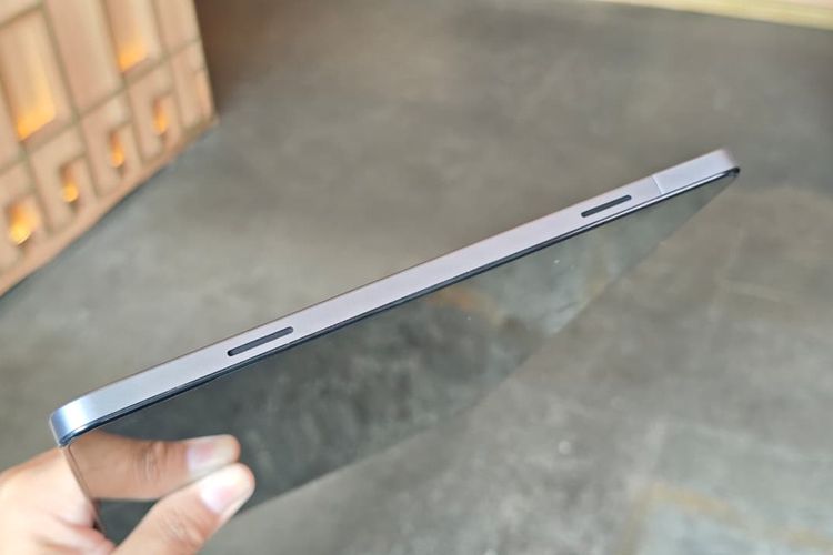 Samsung, Galaxy Tab A11 Plus, fitur, 10 Fitur Samsung Galaxy Tab A11 Plus, Tablet Murah Harga Rp 3 Jutaan, 1. Layar luas, 2. Tablet murah dengan dukungan 5G, 3. Audio Dolby Atmos, quad speaker, 4. Audio jack 3,5 mm, 5. Baterai 7.040 mAh, fast charging 25 watt, 6. Samsung DeX, 7. Fitur AI, 8. Kamera 5MP untuk kelas online, 9. Update software hingga 7 tahun, 10. Tahan debu dan percikan air IP52