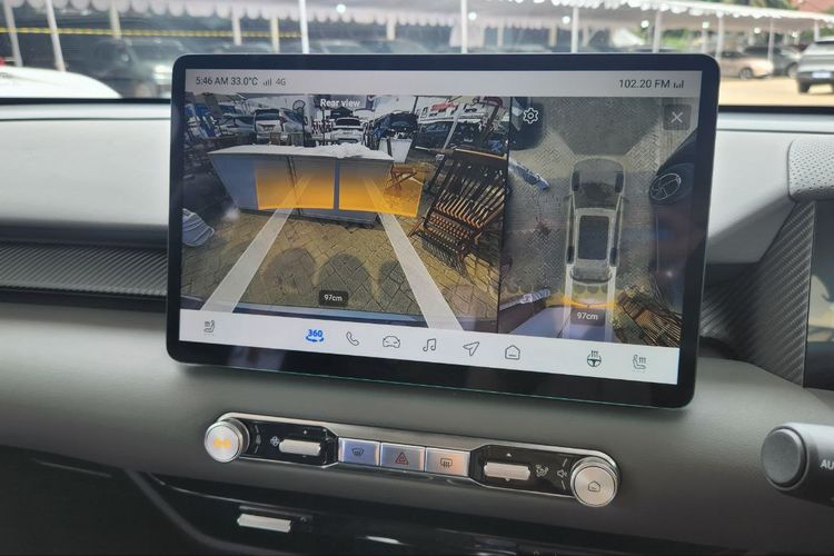 mobil, mobil listrik, Macet dan Cuaca Panas, Musuh Baterai Mobil Hybrid dan EV?