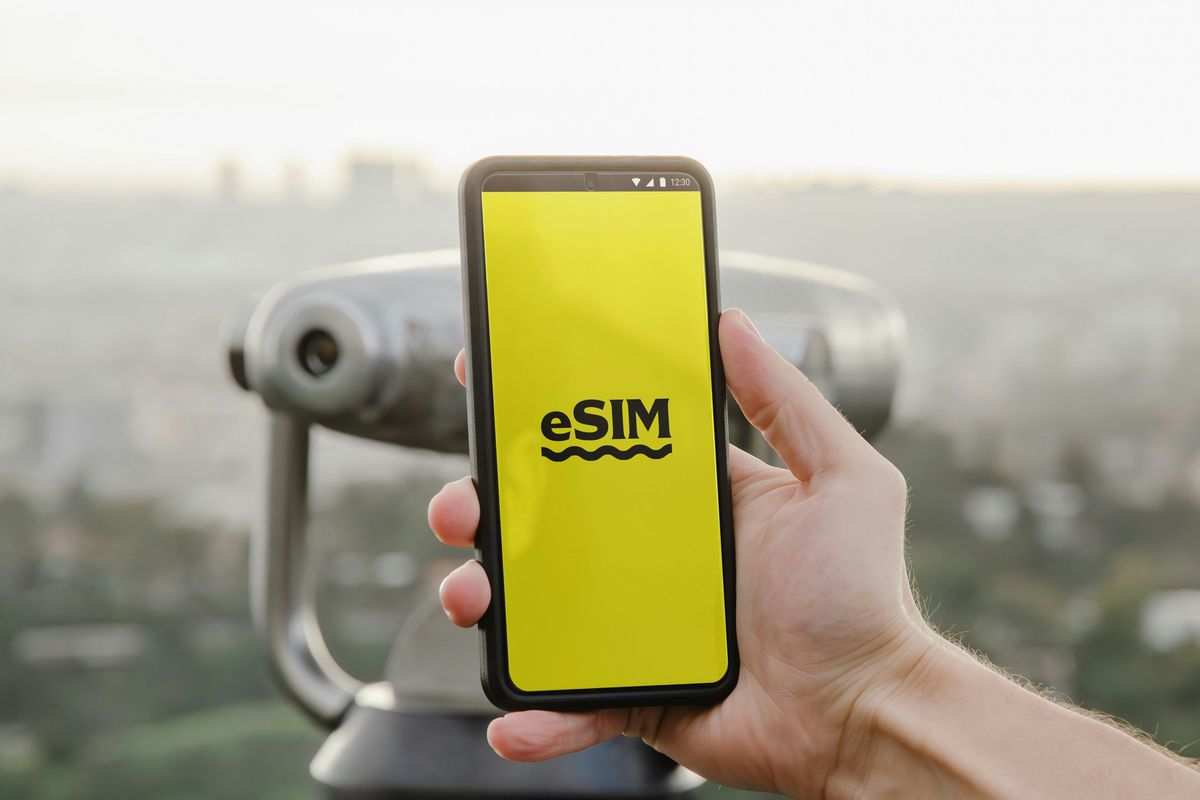 eSIM, HP yang mendukung eSIM, HP support eSIM, HP apa saja yang mendukung eSIM, Daftar HP yang Mendukung eSIM di Indonesia