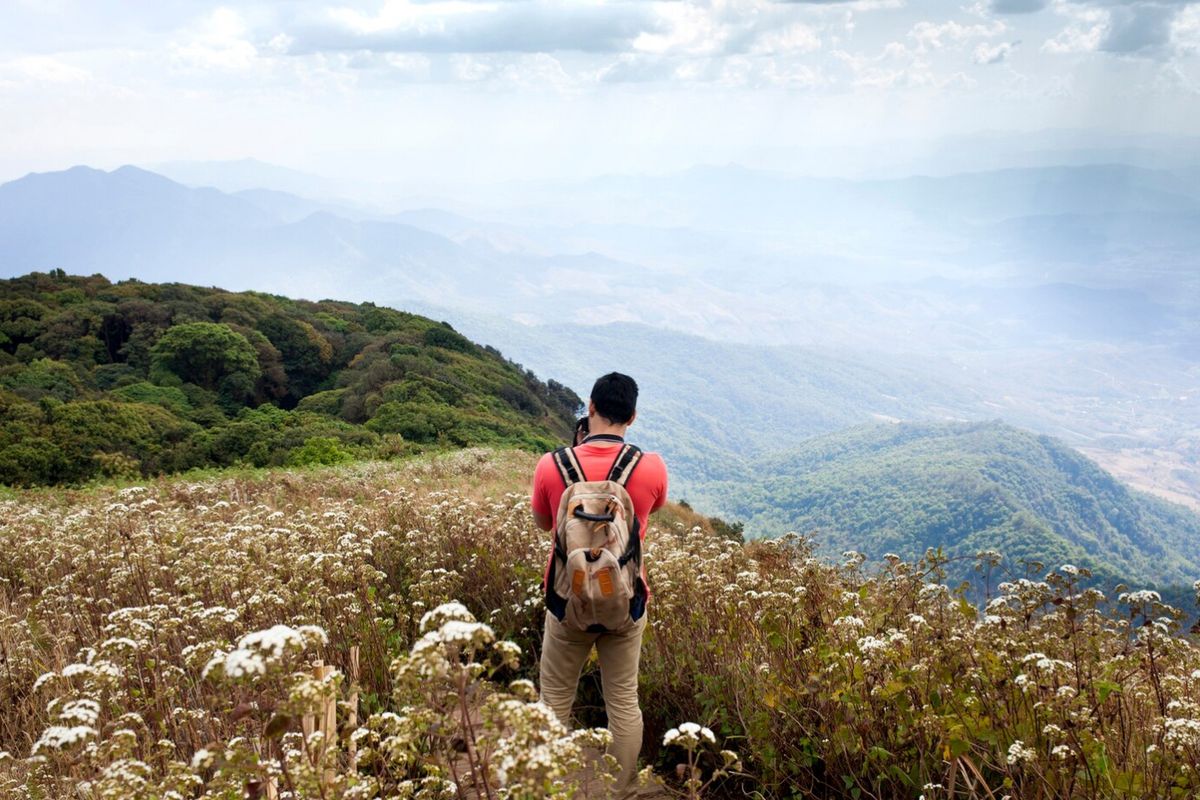 100 Caption Gunung Singkat yang Keren, Aesthetic, dan Inspiratif, Caption Gunung Singkat yang Keren dan Aesthetic, Caption Gunung Singkat untuk Instagram, Caption Gunung Aesthetic, Caption Gunung Keren dan Berkelas, Kata-kata berkelas tentang gunung, Caption Gunung Inspiratif, Caption Gunung untuk Anak Gunung, Caption Gunung Bahasa Inggris, Caption Gunung Lucu dan Santai, Caption Gunung tentang Alam dan Kehidupan, Tips Membuat Caption Gunung Singkat, FAQ Seputar Caption Gunung Singkat, Kesimpulan