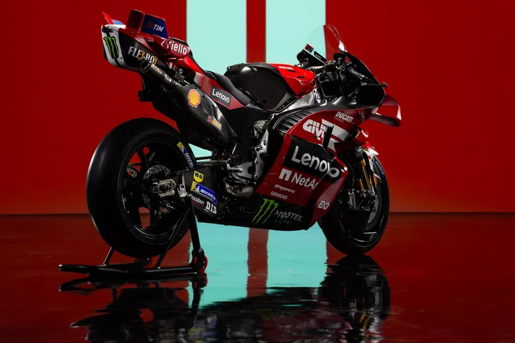 Ducati Indonesia, Ducati Panigale V4 R Resmi Hadir di Indonesia, Superbike DNA MotoGP, Teknologi Balap yang Dibawa ke Jalan Raya, Performa Mendekati MotoGP, Transmisi dan Handling Ala Motor Balap, Elektronik Canggih untuk Performa Maksimal, Lebih dari Sekadar Motor