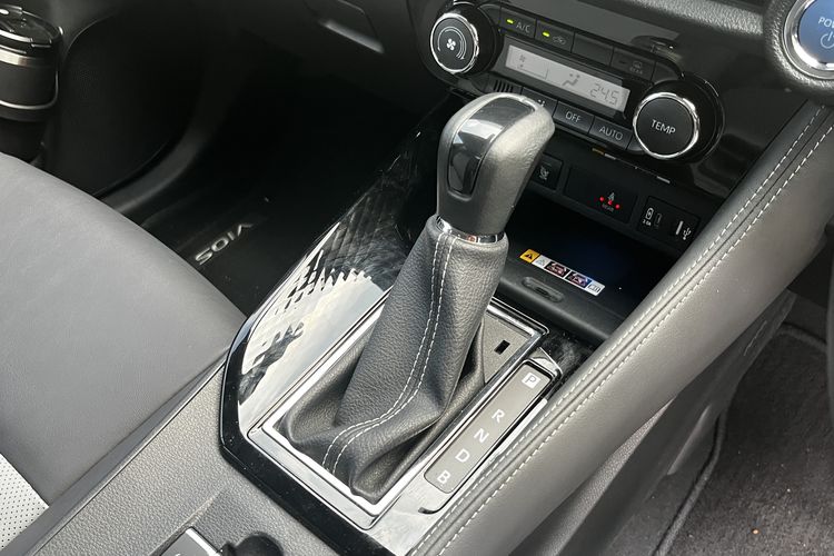 Toyota, Vios Hybrid, spesifikasi, Mengupas Spesifikasi Toyota Vios Hybrid, Mesin Hybrid, Fitur keselamatan, Konektivitas, Spesifikasi Vios Hybrid