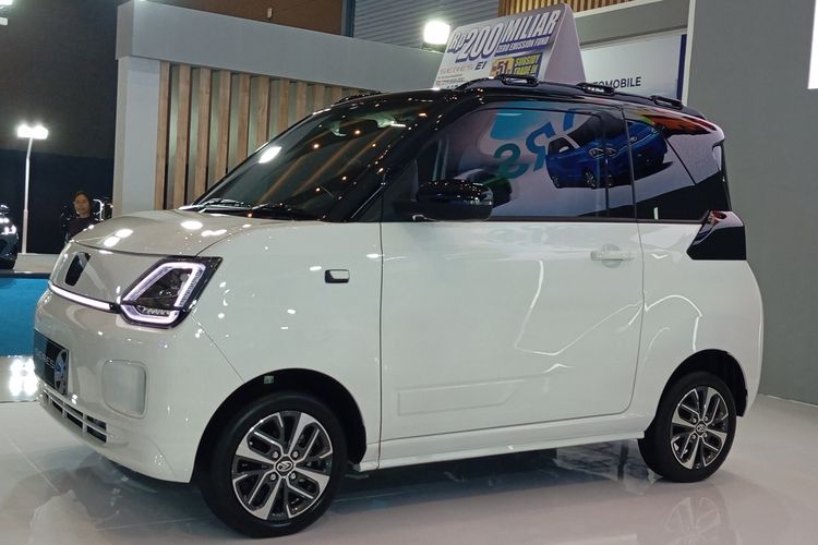 mobil listrik, DFSK, Seres E1, dfsk seres, Seres E1 Meluncur di Bandung, Dibanderol Rp 229 Juta