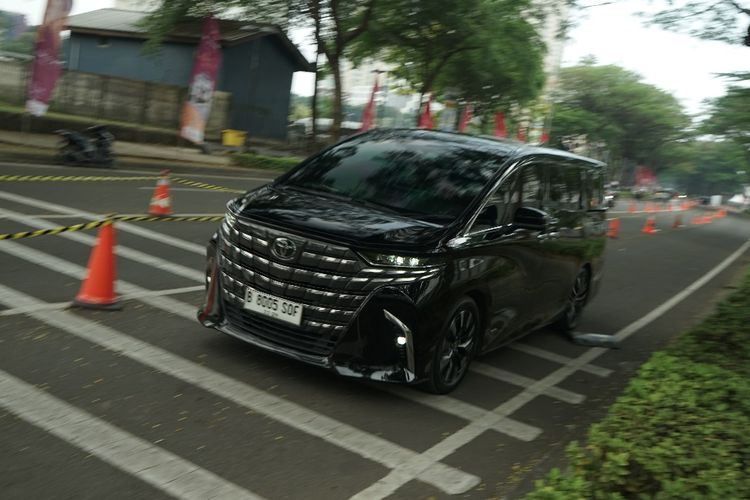 Toyota Astra Motor, Toyota Alphard, Alphard, harga alphard, alphard hev, Update Harga Toyota Alphard: Ikon Kemewahan dan Prestise, Desain &amp; Kenyamanan, Performa Mesin, Fitur Keselamatan &amp; Keunggulan, Kesimpulan, Harga Toyota Alphard (OTR Jakarta)