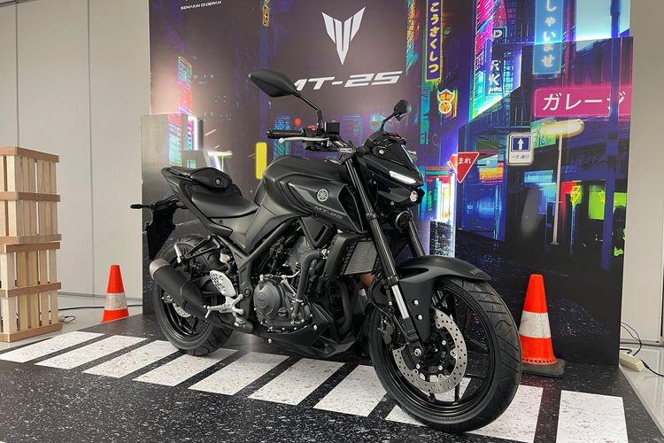 motor sport, Daftar Motor Sport Baru yang Meluncur di 2025, Yamaha R25 dan MT-25, Kawasaki W230, Meguro S1, dan W175 Injeksi, Royal Enfield Classic 650 dan Goan Classic 350, Suzuki Satria Pro dan Satria F150