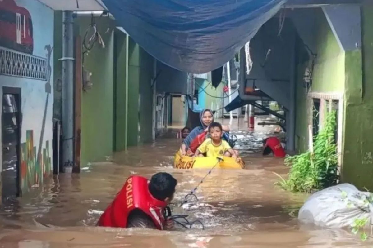 banjir, penyakit pasca banjir, banjir surut, penyakit banjir, penyakit setelah banjir, penyakit pascabanjir, Banjir Surut? Lakukan Tips Pencegahan Penyakit Ini agar Tetap Sehat