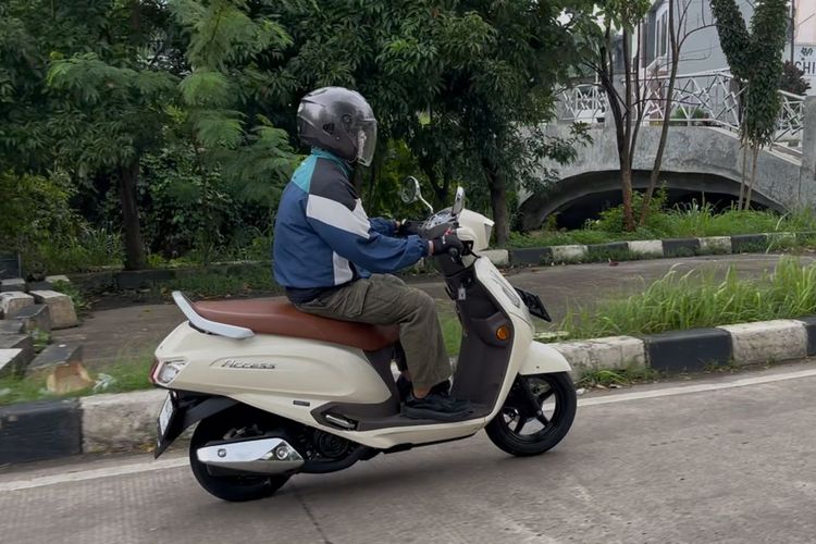 skutik 125 cc, Uji Irit Suzuki Access 125: Seberapa Efisien Mesin 125 cc-nya?