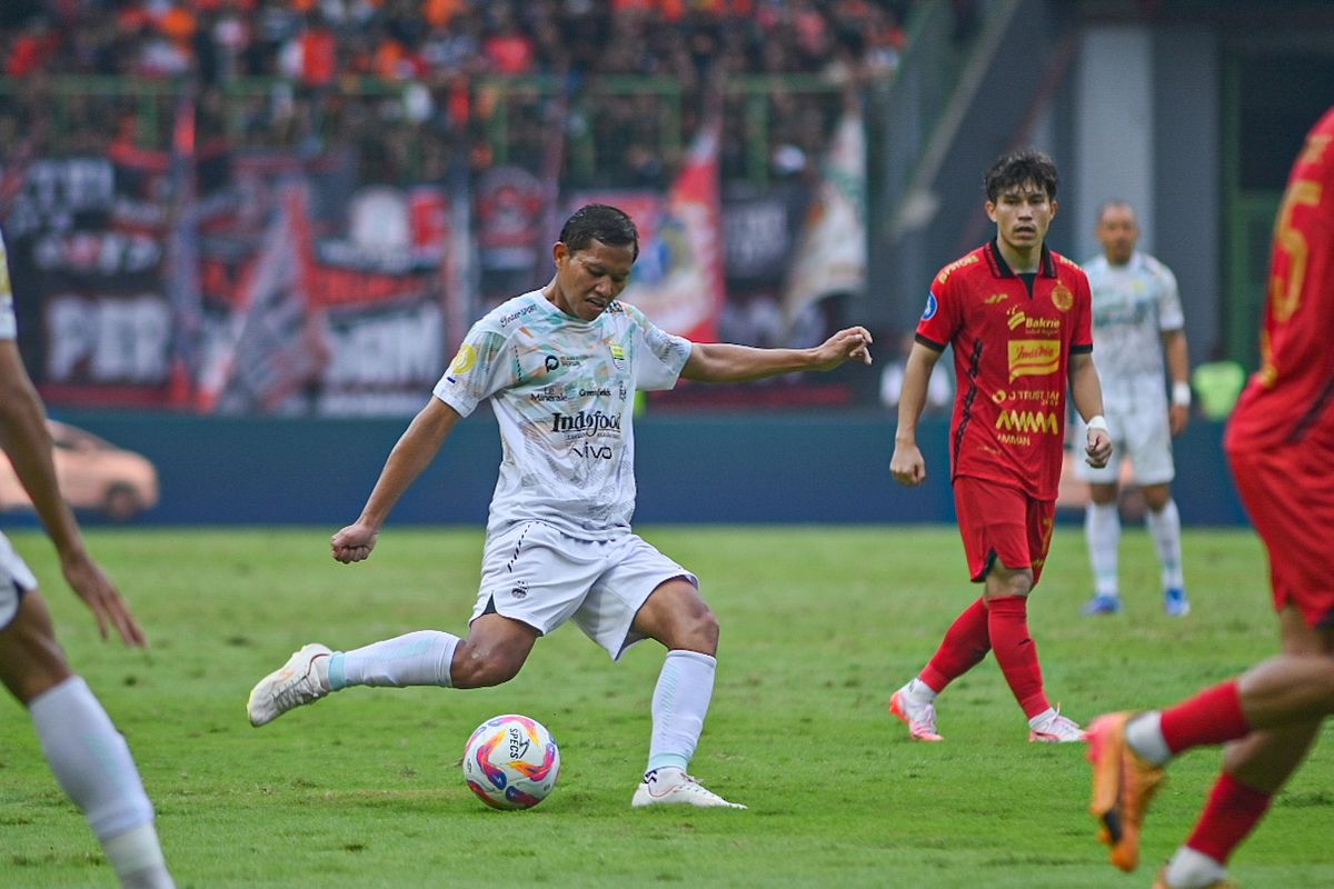 Ferry Paulus, Persija, Persib, Persija Jakarta, Persib Bandung, persija, persija jakarta, persib bandung, SUGBK, Stadion Utama Gelora Bung Karno, Jakarta International Stadion, I League, I League 2025/2026, Dirut I.League Sebut Persija Jakarta Tak Bisa Hadapi Persib Bandung di JIS