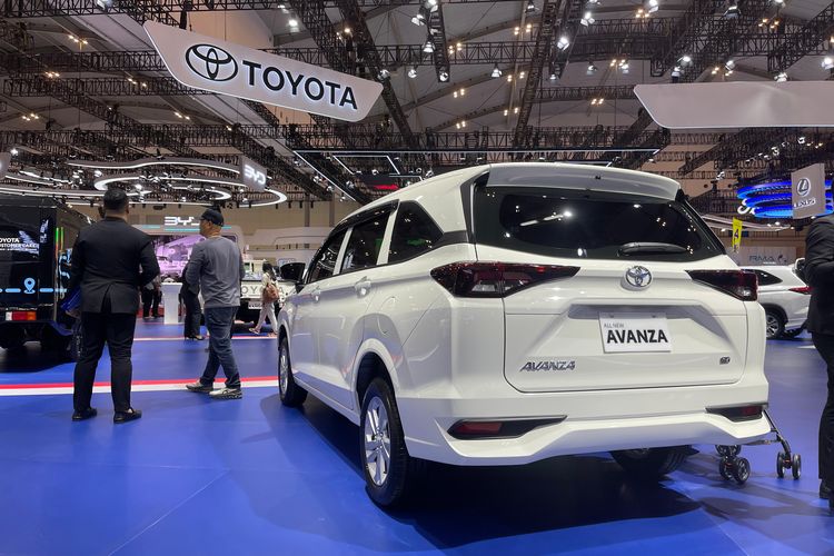 Toyota Avanza, diskon mobil baru, avanza, diskon avanza, diskon avanza 2025, Diskon Toyota Avanza Tembus Rp 20 Juta pada Oktober 2025