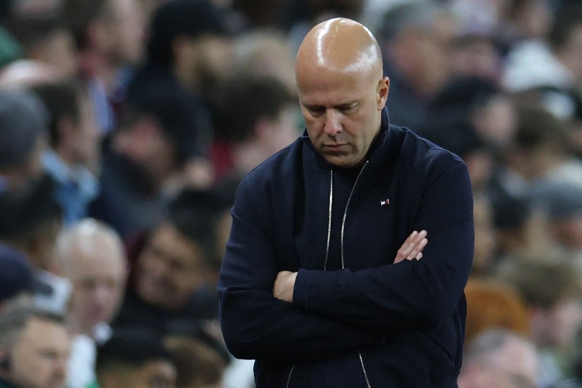 Liverpool, Arne Slot, AC Milan, Massimiliano Allegri, Andoni Iraola, Oliver Glasner, Tinggalkan Liverpool, Arne Slot Masuk Radar Pelatih Baru AC Milan