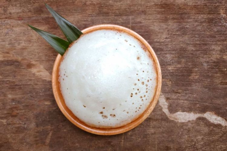 Tahun Baru Islam, resep kue apem Jawa, Bulan Suro, apem Jawa, bulan Suro, bulan suro, filosofi apem, apem Jawa tepung beras, apem khas bulan Suro, Resep Kue Apem Jawa Empuk dan Bersarang, Makanan Khas Bulan Suro