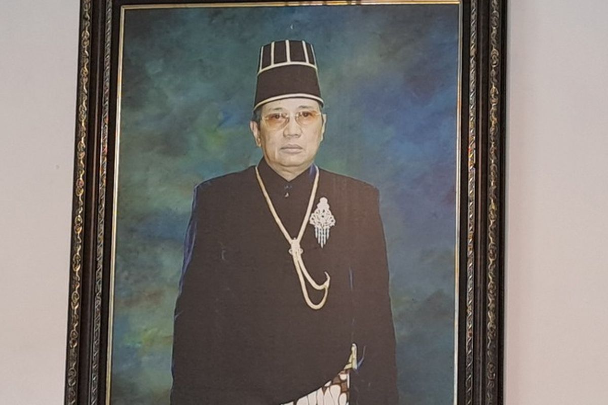 Surakarta, SOLO, PB XIII, Pakubuwono XIII, Pakubuwono XIII wafat, Pakubuwono XIII meninggal dunia, PB XIII wafat, PB XIII meninggal, Gusti Moeng Sebut Masyarakat Bisa Bertakziyah Mulai  Malam Ini untuk Pakubuwono XIII, Prosesi Adat dan Pemakaman di Imogiri, Riwayat Hidup dan Perjalanan Takhta, Menetapkan Putra Mahkota, Jadwal Takziyah dan Pemakaman Pakubuwono XIII