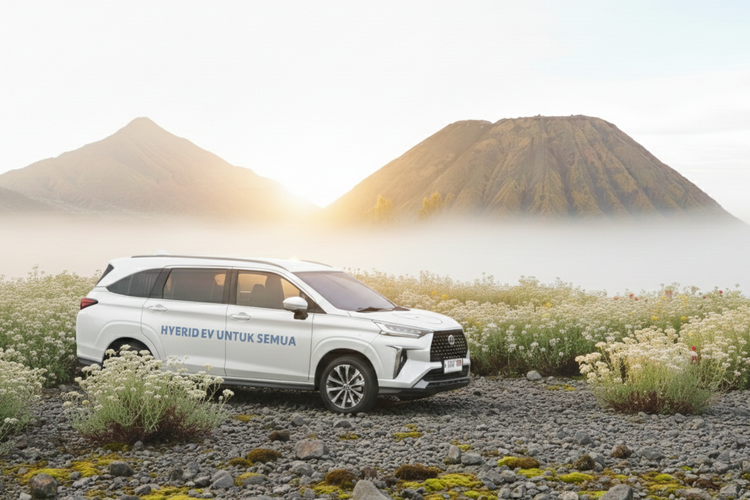 Toyota, Veloz Hybrid, efisiensi, Sumatera, bencana, komunitas, Usai Tempuh 3.000 Km, Veloz Hybrid Lintas Nusa Kini Sambangi Sumatera