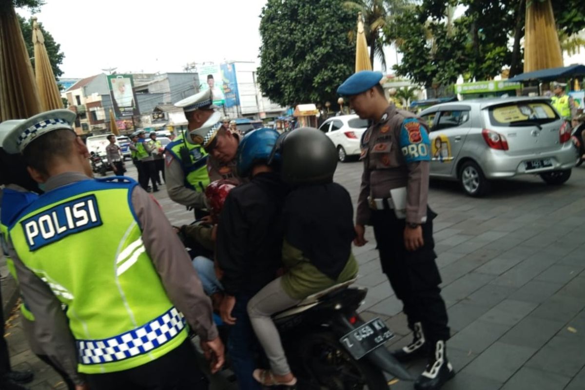 Operasi Zebra, jenis pelanggaran, Operasi Zebra Lodaya, operasi Zebra, Jawa Barat, operasi zebra lodaya, Tujuan operasi zebra, Operasi Zebra Lodaya 2025, titik operasi zebra lodaya 2025, Operasi Zebra Lodaya 2025: 11 Titik Lokasi dan 12 Pelanggaran yang Jadi Sasaran