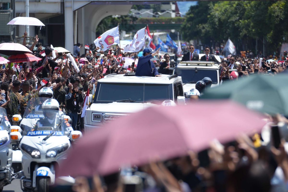 rombongan Presiden, kendaraan prioritas, mobil presiden, rombongan presiden, presiden republik indonesia, iring-iringan presiden, Viral, Video Rombongan Presiden RI Beri Jalan ke Mobil Damkar