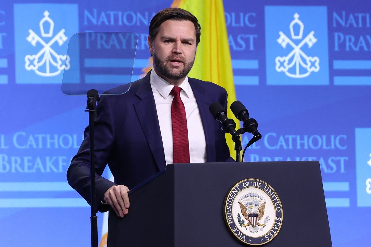 Venezuela, Wapres JD Vance Bela Tindakan AS terhadap Venezuela di Tengah Kritik Global, Venezuela Dinilai Terlibat Perdagangan Narkoba Global, Sorotan terhadap Perdagangan Kokain, Meksiko Tetap Jadi Fokus Kebijakan Narkoba AS, Isu Aset Minyak dan Kritik Kebijakan Energi, Penangkapan Nicolas Maduro