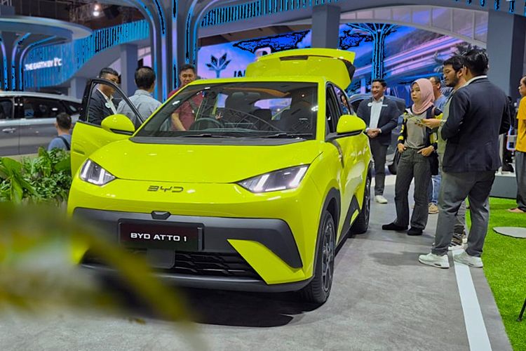 charging station, BYD Buka Peluang Hadirkan Flash Charging ke Indonesia