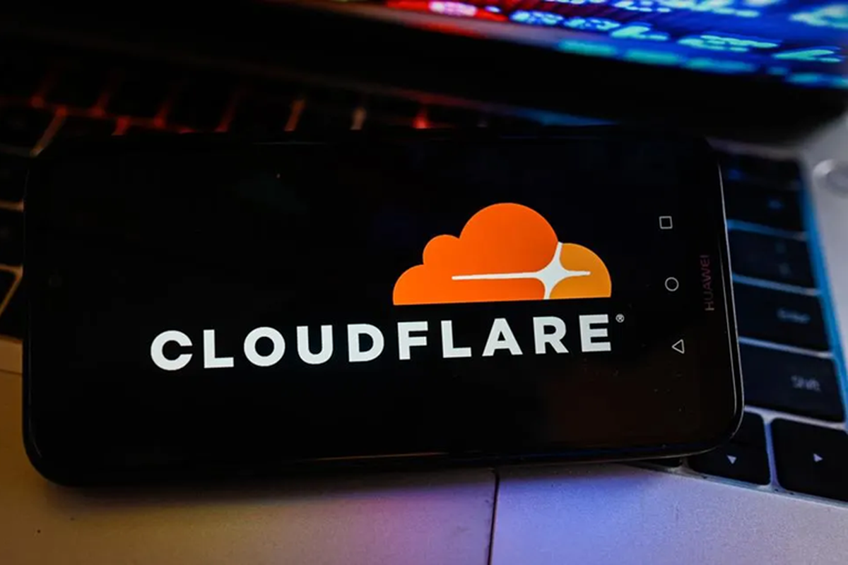 Cloudflare, Komdigi, judol, internet, DDoS, judi online, DDos, kiamat, cloudflare, bencana nasional, PSE lingkup privat, pengamat keamanan siber, komdigi mau blokir cloudflare, Pengamat: Blokir Cloudflare Bisa Jadi 
