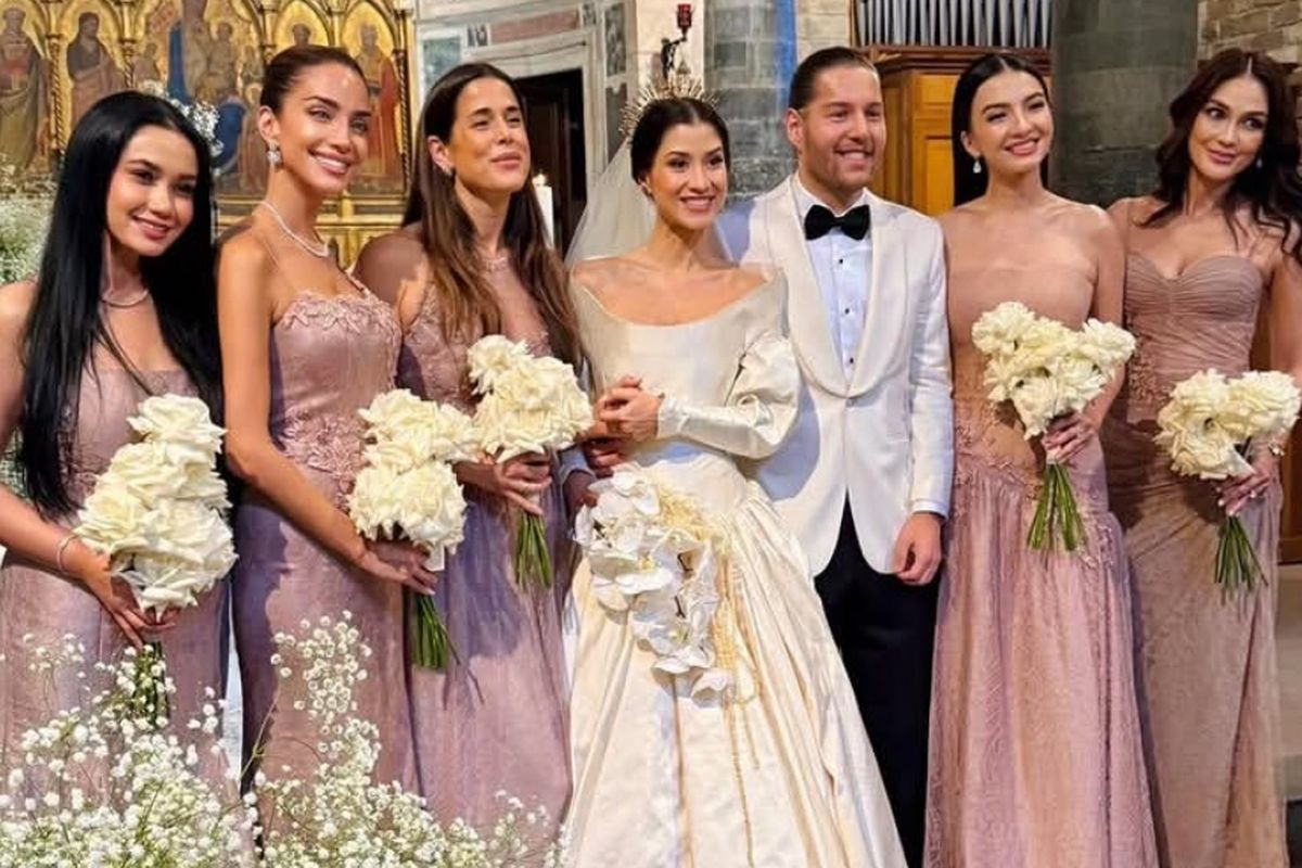 millane fernandez menikah, GAYA MILLANE FERNANDEZ SAAT MENIKAH, 5 Gaya Memesona Millane Fernandez Saat Menikah, Elegan Serba Putih, 1. Gaun satin klasik ala putri kerajaan, 2. Ekor gaun panjang yang dramatis, 3. Bouquet minimalis serba putih, 4. Gaun kedua yang lebih ringan untuk pesta kebun, 5. Gaun dengan kerah tinggi