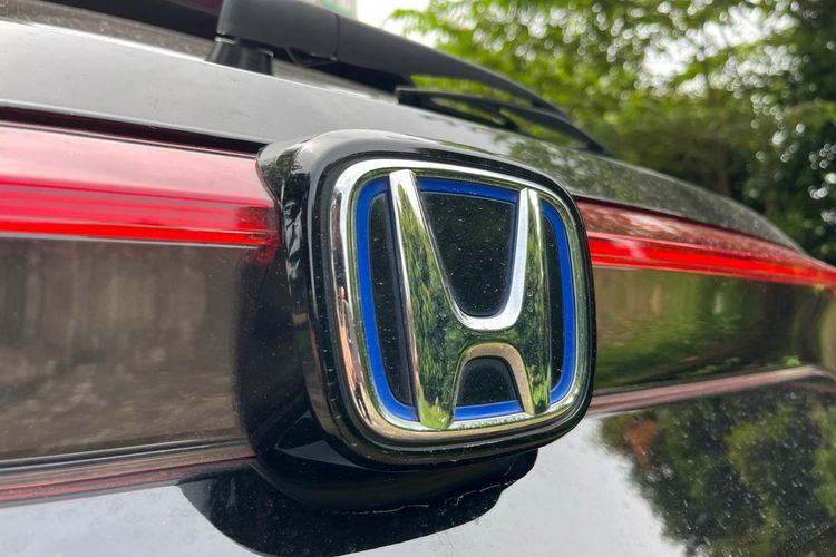 HR-V, Honda HR-V, Bahas Fitur Honda HR-V Hybrid Termurah, Apa Saja yang Didapat?