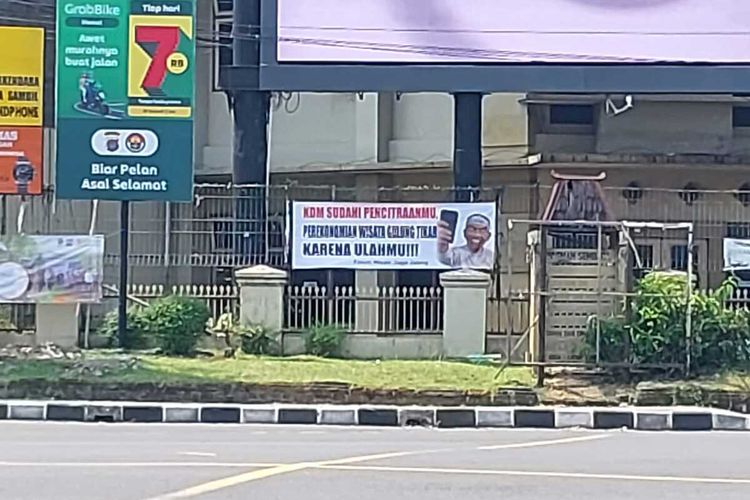 Dedi Mulyadi, gubernur jawa barat, larangan study tour, Spanduk protes, spanduk protes untuk dedi mulyadi di sleman, Dampak Larangan Study Tour Dedi Mulyadi: Pelaku Wisata Merapi Merugi, Spanduk Protes Muncul di Jogja