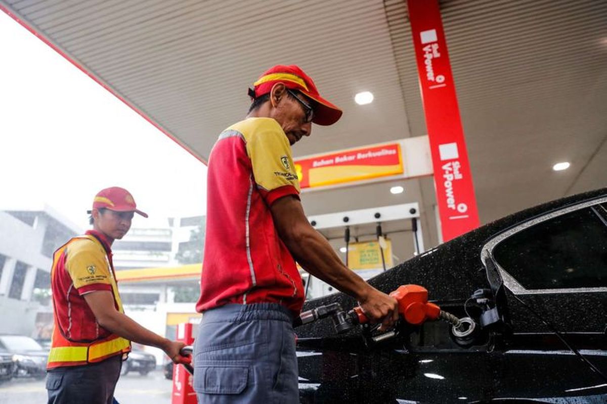 komparasi harga BBM, Pertamina, Shell, Vivo, Hyundai Palisade, mobil RWD, Komparasi Harga BBM, Denza Z9 GT, Pelat ZZ, pelat ZZ, Suzuki Fronx, Mobil RWD, Populer Otomotif, artikel terpopuler, mobil rwd, suzuki fronx, komparasi harga bbm, [POPULER OTOMOTIF] Komparasi Harga BBM dan Palisade Dikawal ke Salon