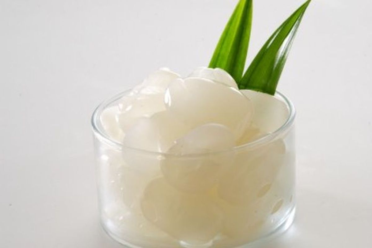 manisan kolang-kaling, kolang-kaling empuk, Resep Manisan Kolang-Kaling Cepat Empuk Tak Berlendir dan Rasa Asam Hilang, Kenapa Kolang-kaling Sering Berlendir dan Asam?, Langkah Awal Membersihkan Kolang-kaling, Bahan Manisan Kolang-kaling, Cara Membuat Manisan Kolang-kaling, Tips agar Rasa Asam Benar-benar Hilang, Cara Menyimpan Manisan Kolang-kaling