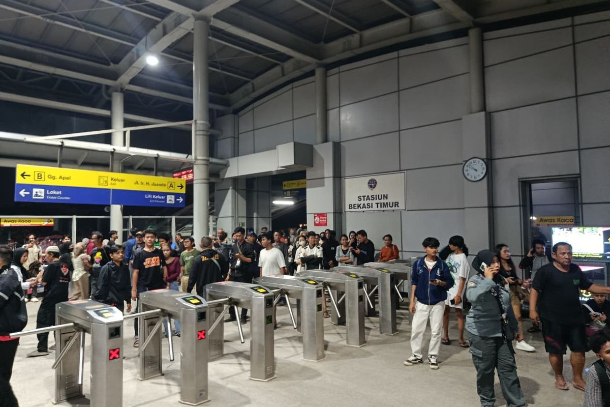 kecelakaan KRL, Argo Bromo Anggrek, Stasiun Bekasi Timur, Stasiun Bekasi Timur Setop Perjalanan Sementara, Imbas Kecelakaan KRL dan Argo Bromo Anggrek