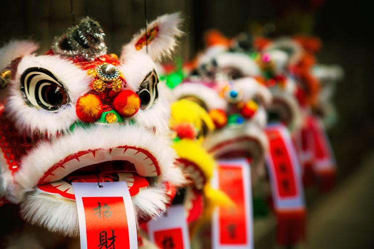 Imlek, Barongsai, tari singa, Kenapa Barongsai Selalu Ada Saat Imlek? Ini Asal-usul dan Makna di Baliknya, Apa Itu Barongsai?, Sejarah dan Asal-usul Barongsai, Barongsai, Lebih dari Sekadar Tarian, Mengapa Barongsai Identik dengan Imlek?