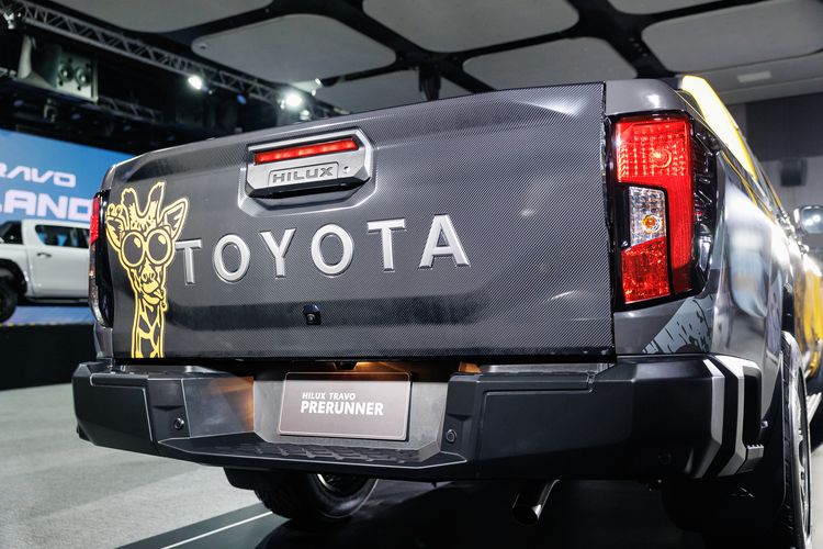Toyota, Hilux Travo, Toyota Thailand, Pikap Kabin Ganda, Modifikasi mobil, double cabin, mobil modifikasi, Modifikasi Toyota Hilux Travo Prerunner: Ceper Tapi Tangguh