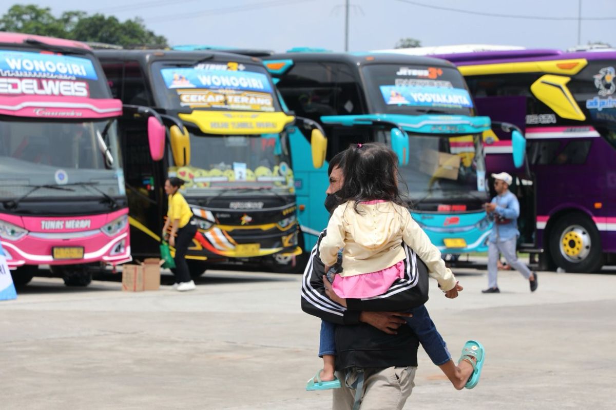 mudik gratis, Pemprov Sumut, mudik gratis Pemprov Sumut, Mudik Gratis Pemprov Sumut 2026 Dibuka 2 Maret, Ini Syarat Daftarnya, Kuota 2.800 Orang, Tersedia Jalur Darat, Laut, dan Kereta Api, Jadwal Keberangkatan Mudik dan Balik, Syarat Pendaftaran Mudik Gratis Pemprov Sumut 2026, Di sana masayarakat perlu membawa KTP dan Kartu Keluarga (KK).