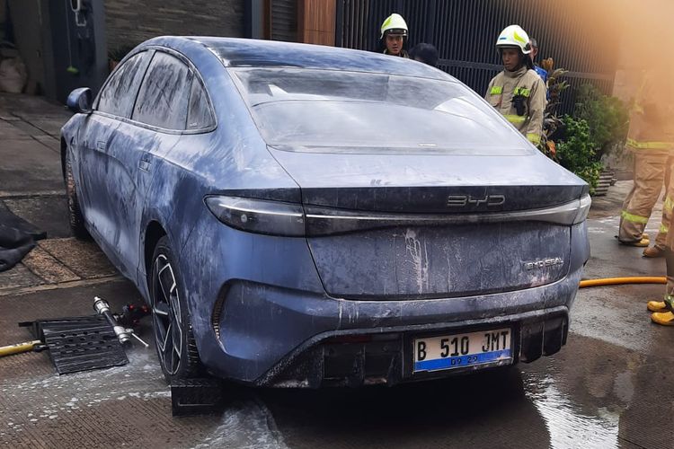 penyebab, kebakaran, thermal runaway, mobil listrik, Pakar Ungkap Berbagai Insiden Kebakaran EV Bukan Berasal dari Baterai