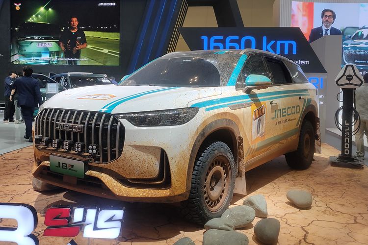 J8 SHS Ardis, kejuaraan IRRA, plug-in hybrid, mobil offroad, J8 SHS ARDIS, chery j8 shs ardis, Teknologi Canggih Chery J8 SHS Ardis dalam Medan Reli IRRA 2025