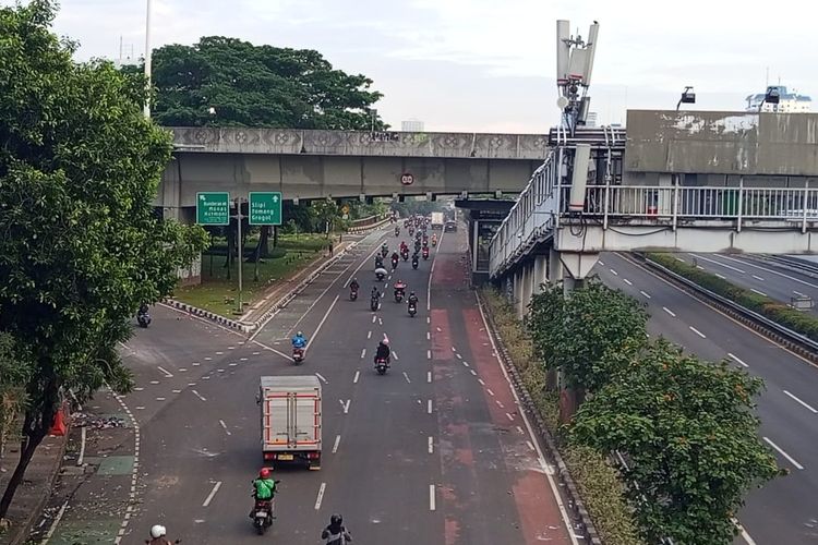 Lalu Lintas, aksi unjuk rasa, demo, kondisi lalu lintas, arus lalu lintas, Hindari Titik Potensi Rusuh Imbas Aksi Unjuk Rasa
