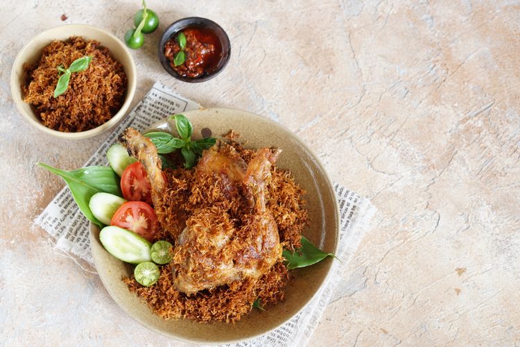 lauk kering tahan lama, lauk kering tahan lama tanpa kulkas, resep makanan darurat, lauk tanpa kulkas, makanan tahan lama musim hujan, 15 Resep Lauk Kering Tahan Lama untuk Stok Saat Banjir, 1. Kentang Mustofa yang Renyah dan Awet, 2. Abon Ayam atau Sapi, Praktis dan Tahan Lama, 3. Kering Teri Medan Campur Kacang, 4. Ayam Serundeng Kelapa Kering, 5. Tempe Orek Kering, Sederhana tapi Favorit, 6. Dendeng dan Gepuk Daging yang Tahan Lama, 7. Rendang Kering Khas Minang, 8. Sei Sapi Asap Khas Nusa Tenggara Timur, 9. Ikan Asap atau Ikan Asin, 10. Terasi Bakar yang Siap Santap, 11. Telur Asin Matang, 12. Sambal Teri Kering, 13. Kacang Telur atau Kacang Bawang, 14. Bakso Goreng Kering, 15. Keripik Tempe dan Kerupuk