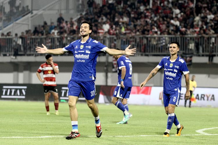 Persik, Persib, Persik vs Persib, Taktik Macan Putih Waspadai Thom Haye