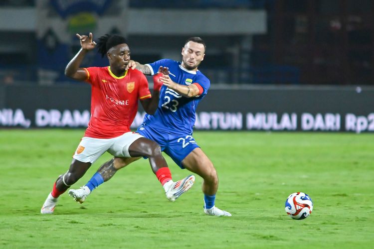 Timnas Indonesia, Patrick Kluivert, Persib Bandung, Marc Klok, Beckham Putra, FIFA Match Day, Bojan Hodak, Klok dan Beckham Dipanggil Timnas Indonesia, Ini Pesan Hodak