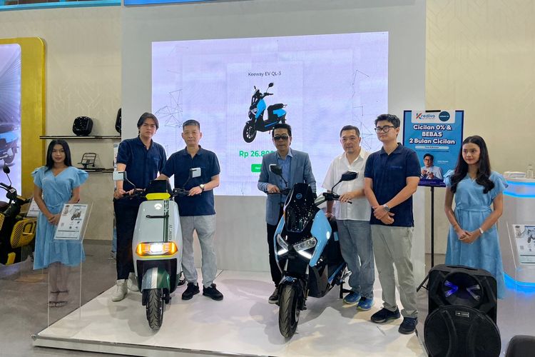 Keeway, motor listrik, Keeway EV, baterai motor listrik, PRJ 2025, Keeway EV Luncurkan Motor Listrik dengan Jarak Tempuh 220 Km