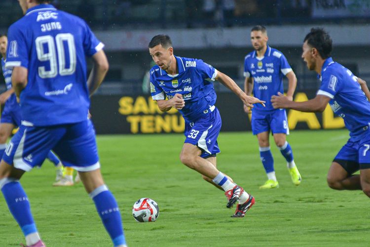 Persita Tangerang, Persib Bandung, Super League 2025-2026, Thom Haye, Persita Vs Persib, Thom Haye Garansi Starter Lagi