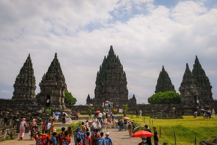 Candi Prambanan, Jelang Libur Sekolah, Menpar Tinjau Candi Prambanan dan Stasiun Tugu Yogyakarta