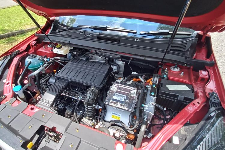 mobil, hybrid, Cara Aman Menyimpan Mobil Hybrid Saat Ditinggal Mudik Lebaran