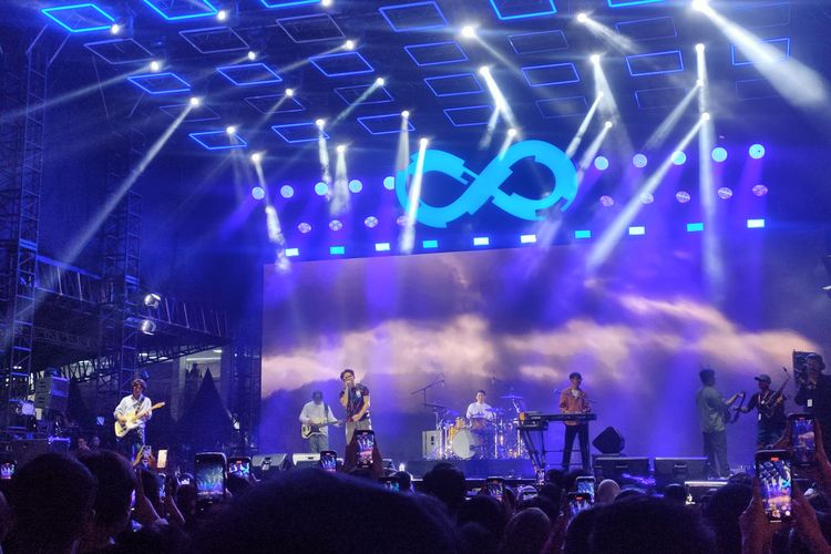 IIMS, Tulus, IIMS Infinite Live, IIMS 2026, Tulus Siap Tampil di Panggung IIMS Infinite Live Malam Ini