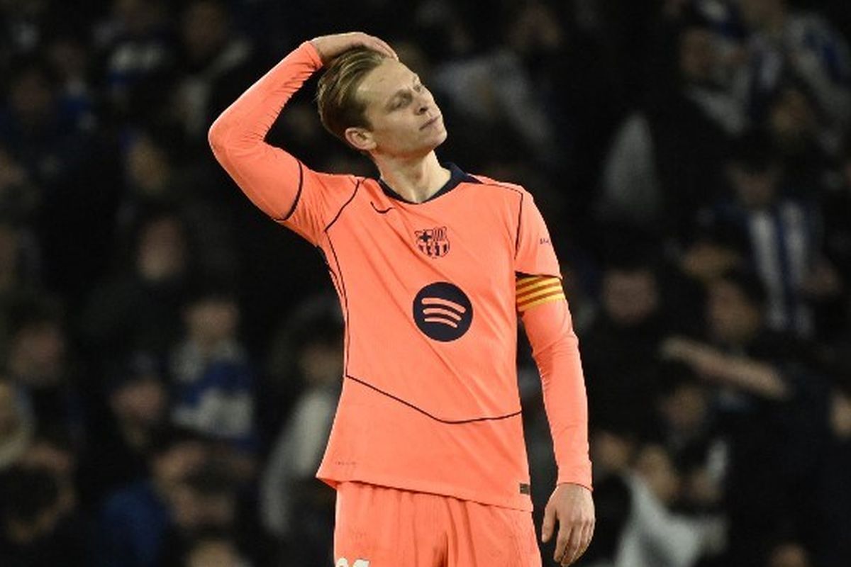 Barcelona, Villarreal, Hansi Flick, Frenkie de Jong, Barcelona Vs Villarreal: Hansi Flick Ogah Pusingkan Cedera Frenkie de Jong